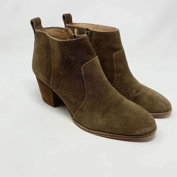 Madewell The Brenner Heel Boot‎ in Tan Suede - Picture 5 of 11